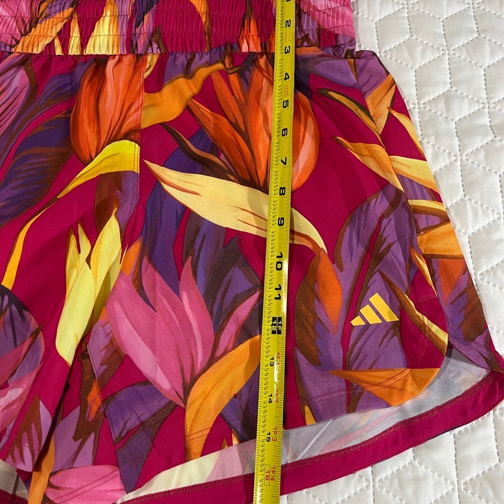 Adidas x Farm Rio Tropical Club Print Running Shorts NWT Women’s Medium - Picture 12 of 14